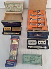 Vintage Gillette Model 501 Pocket Edition Razor Set w/ 5 Blades, Case & Box