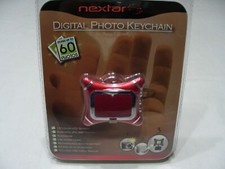 NEXTAR - DIGITAL PHOTO KEYCHAIN - Stores up to 60 Photos 