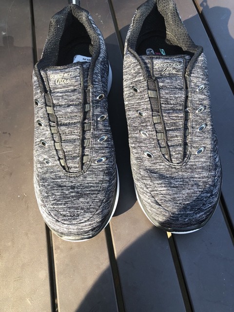 skechers ultra dual lite