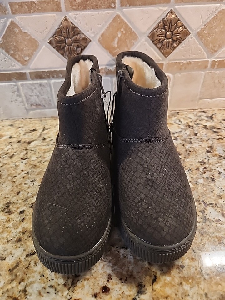 Boys' Fabian Boots Alligator Olive Green Cat & Jack Size 12 eBay