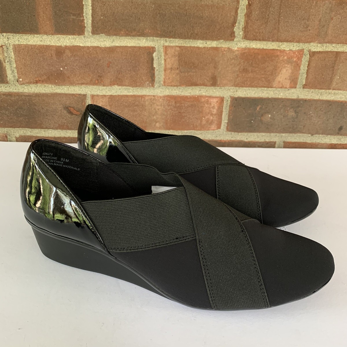 Michael Shannon Francine black wedge shoes Women's Size US M