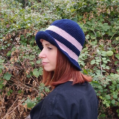 Winter Wool Crochet Bucket Hat, Womens Cloche Bell Style  display picture 1
