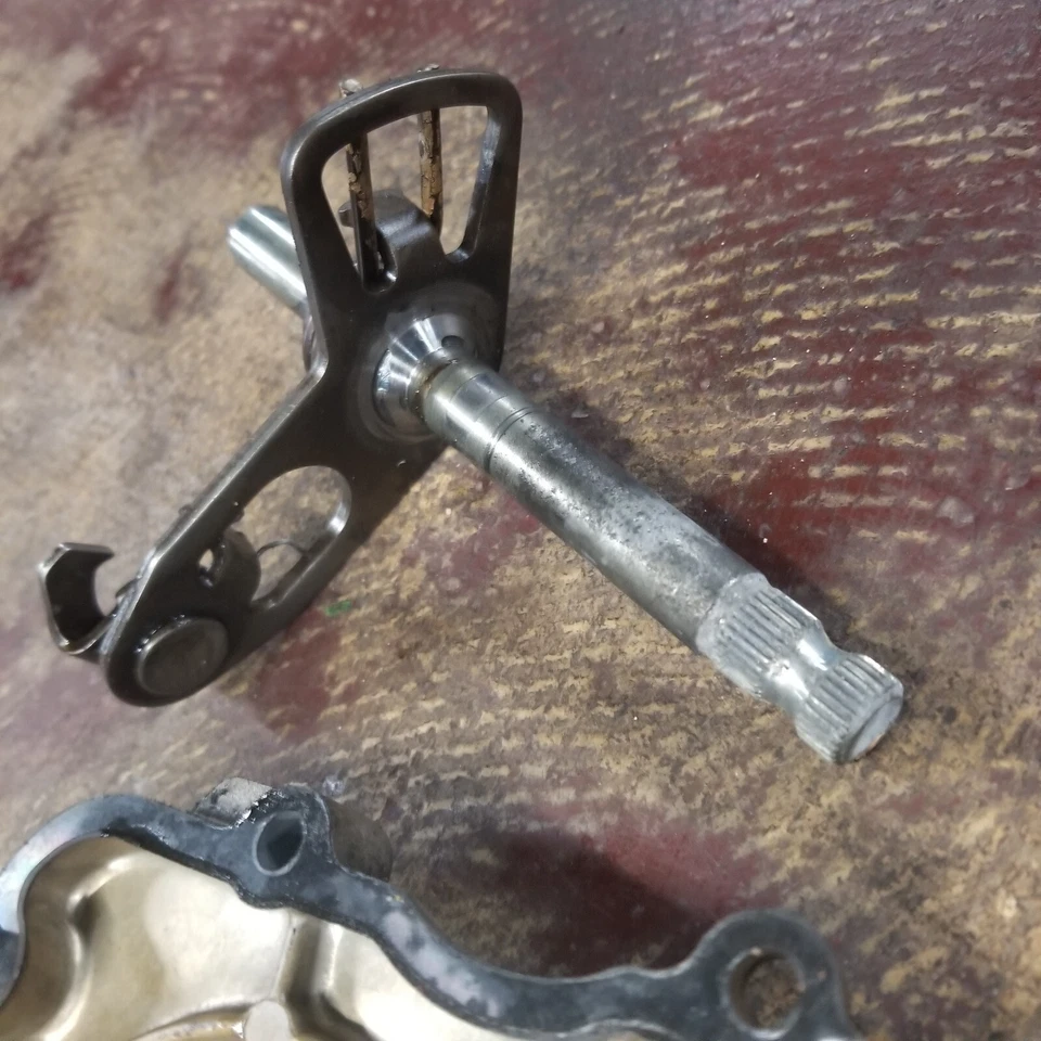 99-02 1999 2002 Yamaha Yzf R6 eixo de câmbio haste de câmbio fabricante de equipamento original 5mt-18101-01-00 B86 - Imagem 2 de 4