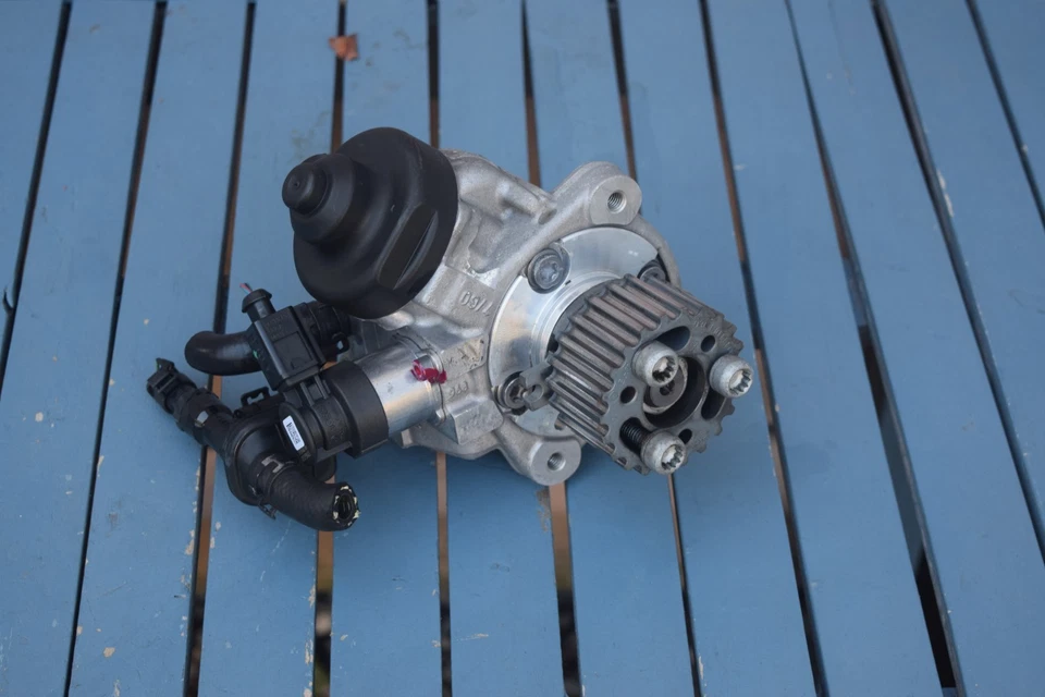 Bosch 2009 2010 Volkswagen Passat Jetta 2.0L TDI Diesel Fuel Injection Pump - Изображение 2 из 4