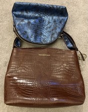 Borsa grande Trussardi Jeans marrone, borsetta in pelle + borsa più piccola stampa serpente blu