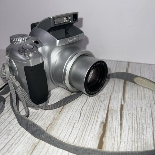 FUJIFILM FinePix S3100 4MP Digital Camera With 6x Optical Zoom Tested Working ✅ - Picture 5 of 14