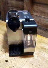 DeLonghi Nespresso EN520SL Espresso Machine W/ Milk Frother Silver