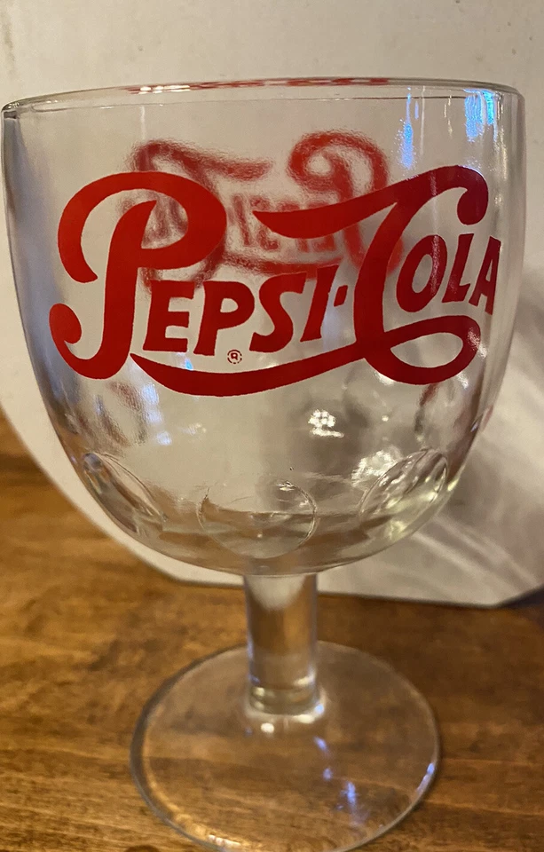 复古红色复古标志百事可乐干苏打水拇指纹高脚杯玻璃 — 第 2/4 张图片