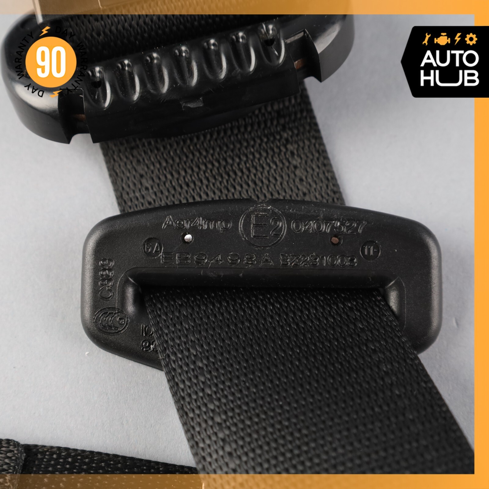 03-08 Maserati Quattroporte M139 Front Right Side Seat Belt Black OEM
