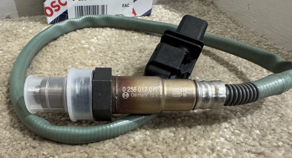 Genuine New BOSCH Lambda Oxygen Sensor 0258017016, 0258017017 For Mercedes-Benz - Image 2 of 2