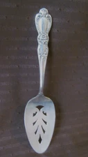 HERITAGE~Vintage Silverplate Pierced PIE CAKE SERVER 1847 Rogers Bros c1953