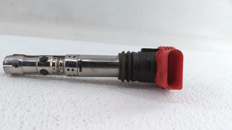 Paquete de encendedor de bobina de encendido Audi A4 Quattro 2002-2002 DTQ9U Foto 2 de 4