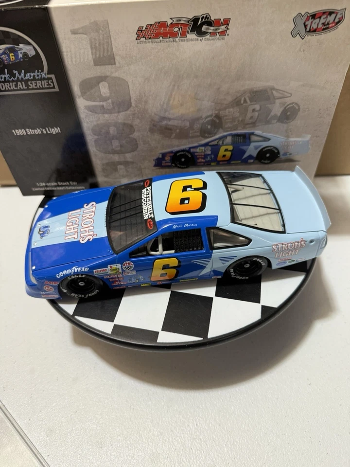 Ford Thunderbird 1989 Mark Martin #6 Stroh’s Light 1/24 Nascar diecast Foto 2 de 4