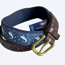 Vineyard Vines Belt Sz 28 Marlin Swordfish Ribbon Print on Canvas Web Brass Blue