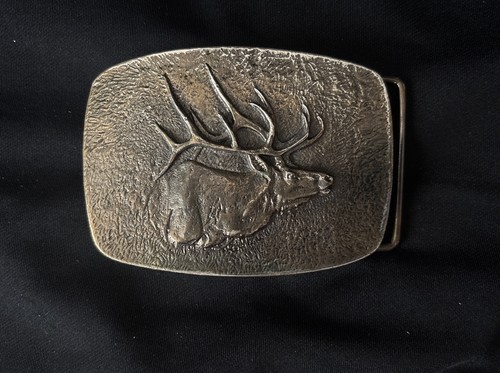 VINTAGE 1976 **BULGING ELK** ART COMMEMORATIVE BELT BUCKLE by Wyoming Studios
