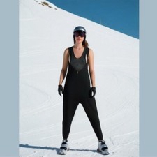 Obermeyer Women  s Black Ski Bibs Snowsuit Foot Stirrups Wool Vintage Size 8R