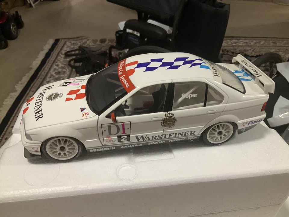 1:18 UT 1996 BMW 320i Team Bigazzi Racing STW-Cup Car Steve Soper Diecast Model - Image 2 of 4