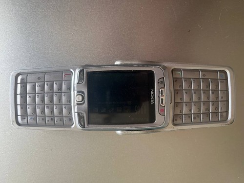 Nokia E70 - 64 MB - Silver (Unlocked) RARE Symbian Smartphone QWERTY - 第 3/8 張圖片