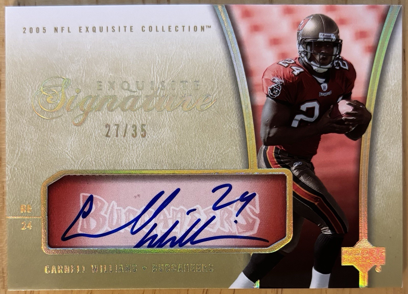 Cadillac Williams SA-GE Hit #24 Acc Autograph