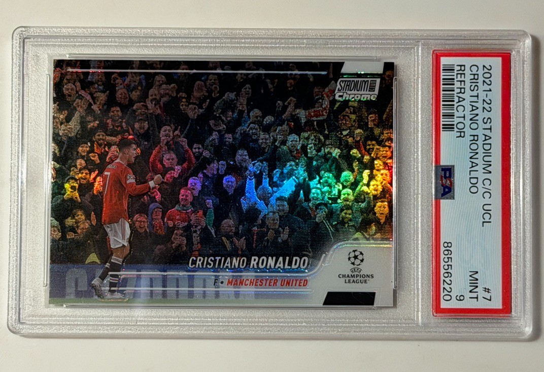 2021-22 Topps Stadium Club Chrome UCL Refractor Cristiano Ronaldo #7 PSA 9