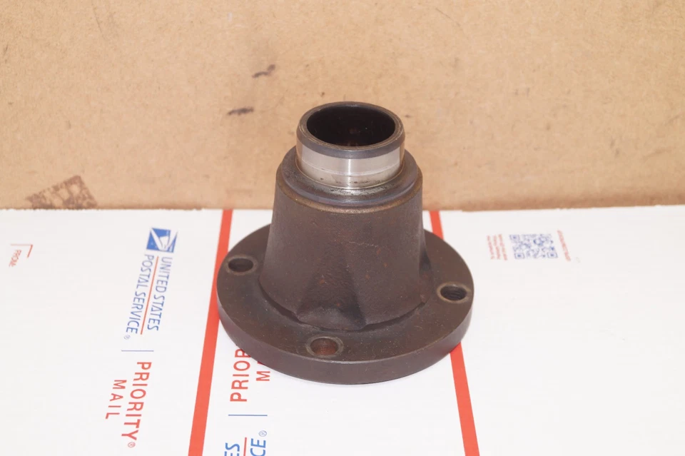 Ford ZF5 S5-47 5 Speed Manual Transmission Rear Output Flange Yoke F250 F350 OEM - Image 3 of 4