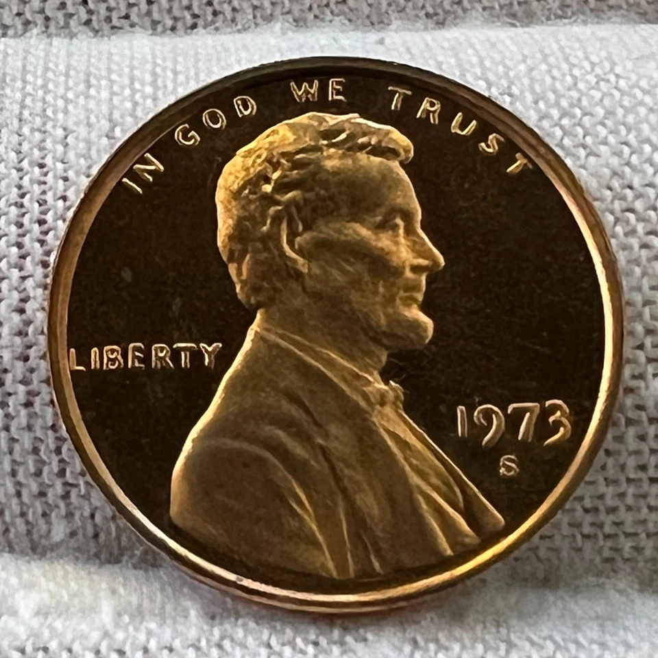 1973-S Lincoln Memorial Cent Imperfect Proof receive coin pictured #5453 - Image 2 of 4
