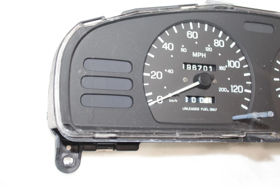 Cuadro de instrumentos Nissan Sentra 95-99 medidores velocímetro 196k montaje limpio Foto 3 de 4