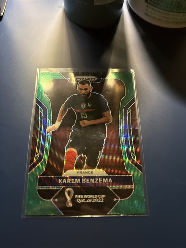 Karim Benzema [Green Wave] #99 2022 Panini Prizm World Cup card