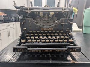 Underwood Standard Typewriter No. 4 Antique Mechanical Vintage