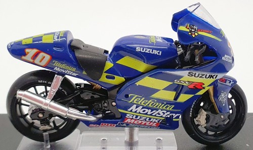 Altaya 1/24 Scale AL280120 - 2002 Suzuki GSV R Kenny Roberts Jnr - Picture 3 of 5