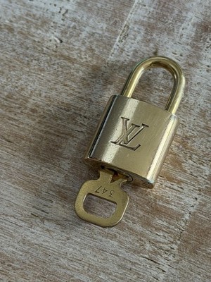 EB-601 #347 Authentic LOUIS VUITTON Lock & Key set Padlock brass Unpolished LV