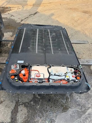 tripleAAAページ 2017-2024 Tesla 3 RWD Standard Plus 60kWh Battery Pack 1666968-99