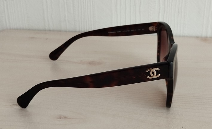 Chanel square sunglasses ref. 5380 - image 3