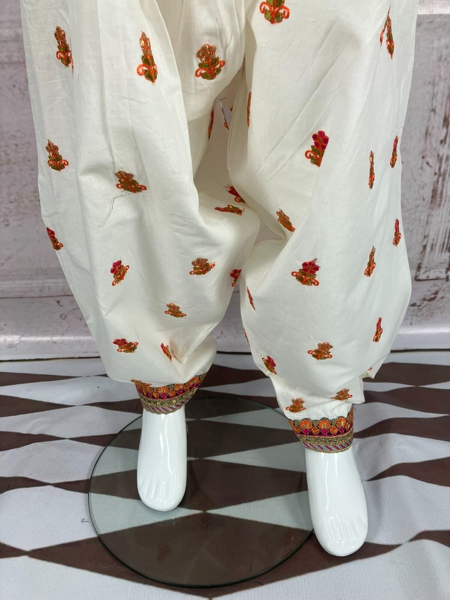 Tuta 3 Pezzi Tawakkal Per Bambina – Ricamata, In Lawn E Organza, Colore Blu