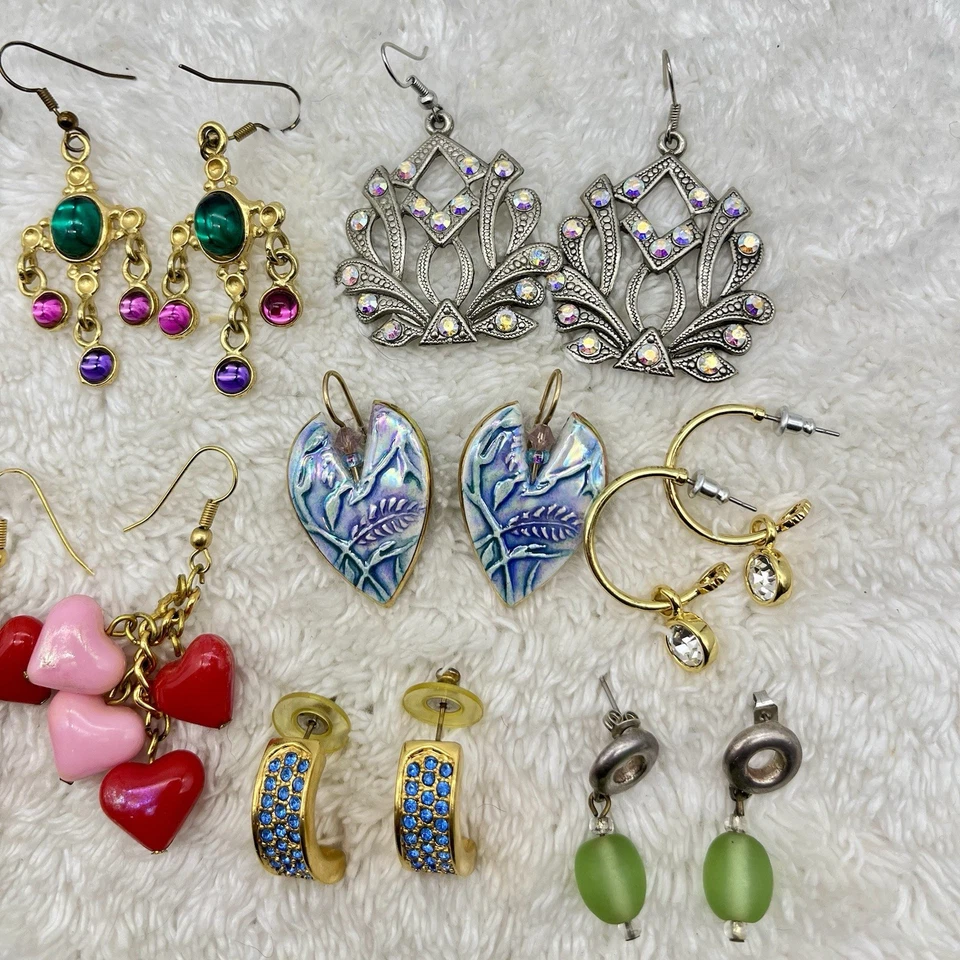 Lote de 10 pares de pendientes perforados coloridos estilos mixtos Foto 4 de 4