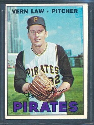1967 Topps #351 VERN LAW Pittsburgh Pirates ~ EX-MT