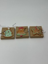Avon Cookie Cutter Cuties Gingerbread Ornamen...