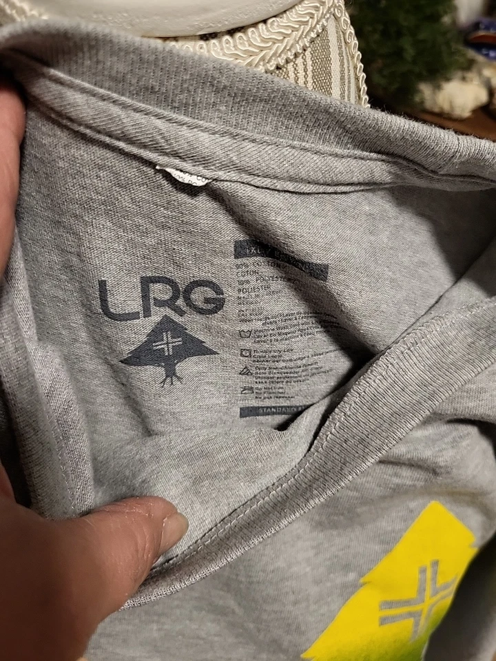 1XL Mens T Shirt Girlie Lifted Research Group LRG - Image 3 of 4