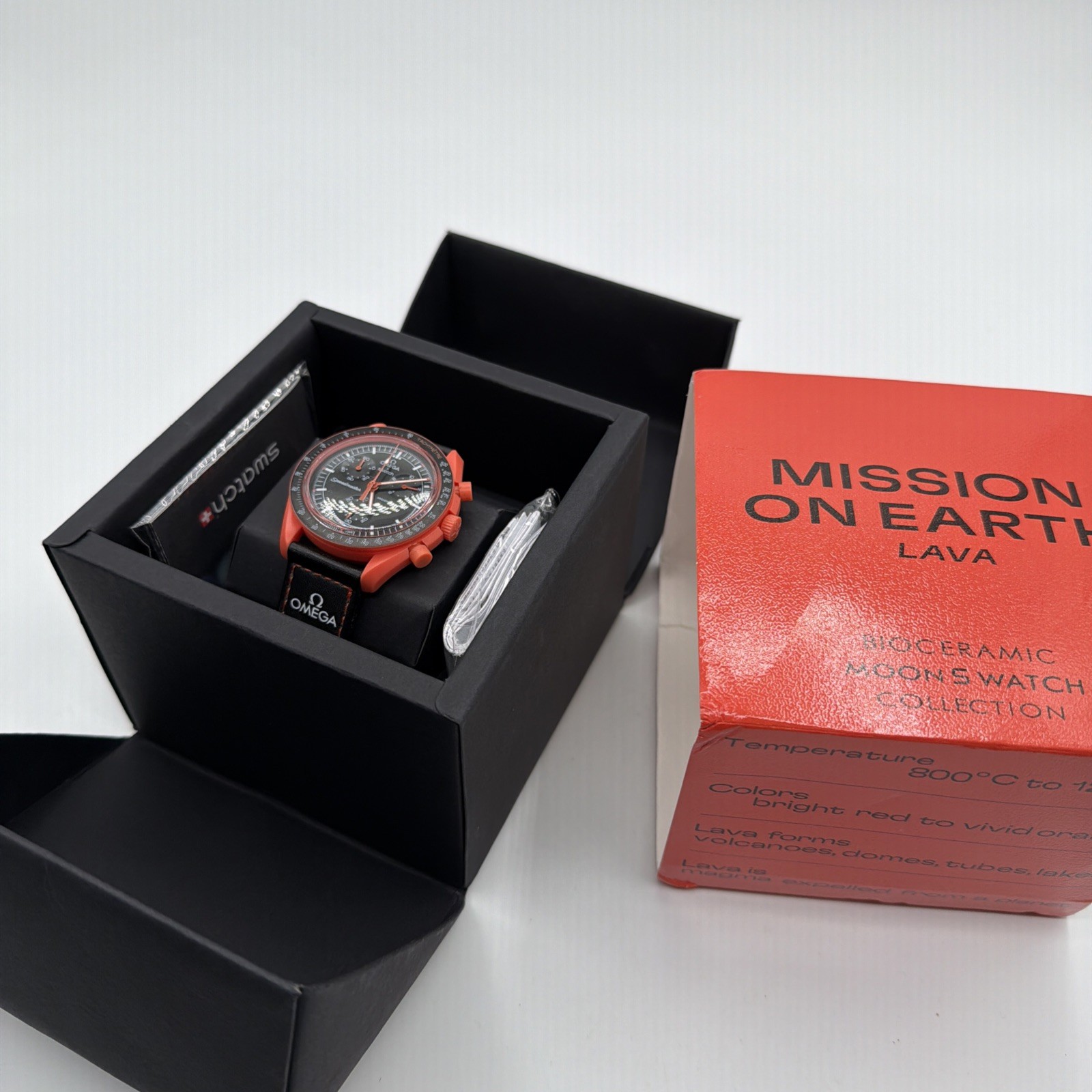 Swatch×OMEGA Speedmaster Mission on Earth LAVA