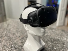 HTC Vive Virtual Reality Headset ONLY (99HAHZ024-00) Scratch-Free Lenses AMOLED