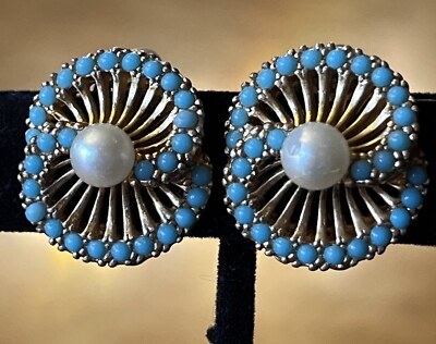 Vintage Ciner Turquoise Cabochon & Pearl Cut Out Gold Tone Clip On Earrings