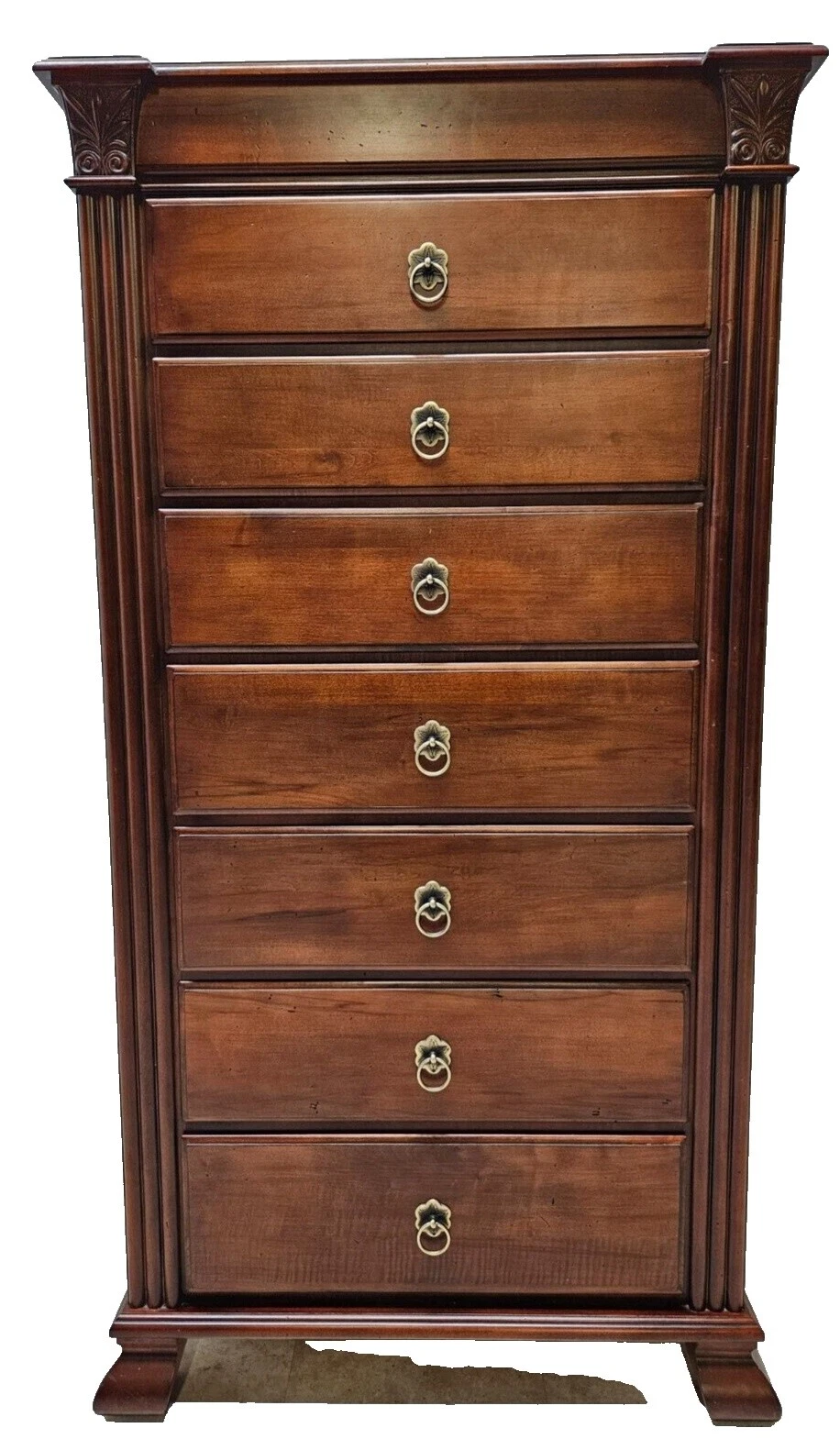 Cajones y cajones de madera Ethan Allen