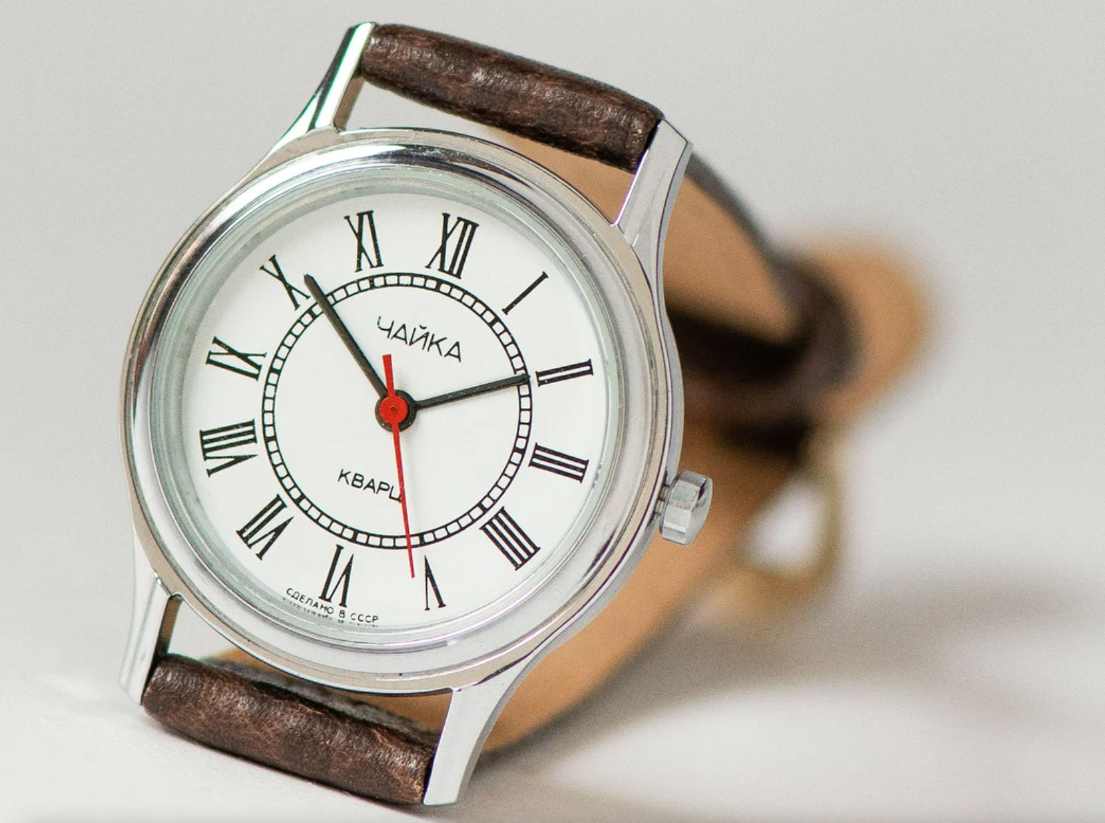 Unused quartz watch for women CHAKA NOS Roman numerals dial