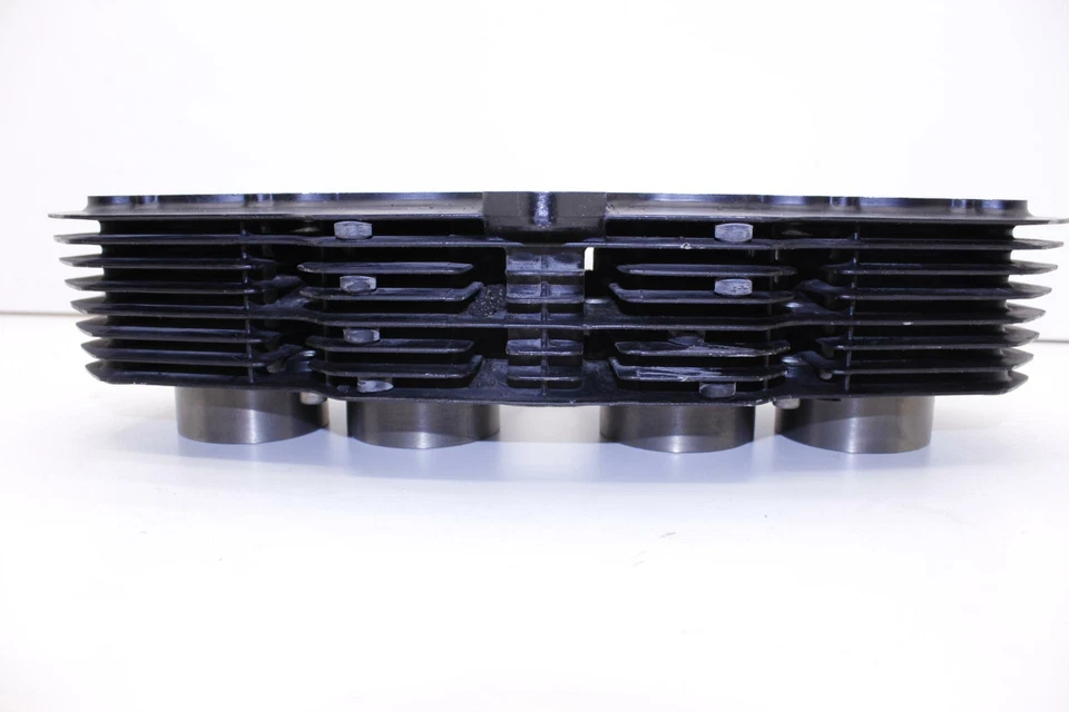 Suzuki GS550E 1983 OEM MOTOR PISTÓN CILINDROS BLOQUE JARRA EB2 Foto 2 de 4