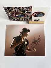 XOLO MARIDUENA In-Person signed Autogramm/Autograph 20x25cm Cobra Kai