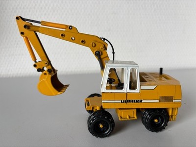 Liebherr A912 Mobilbagger mit Tieflöffel  Conrad #2822/1  1:50