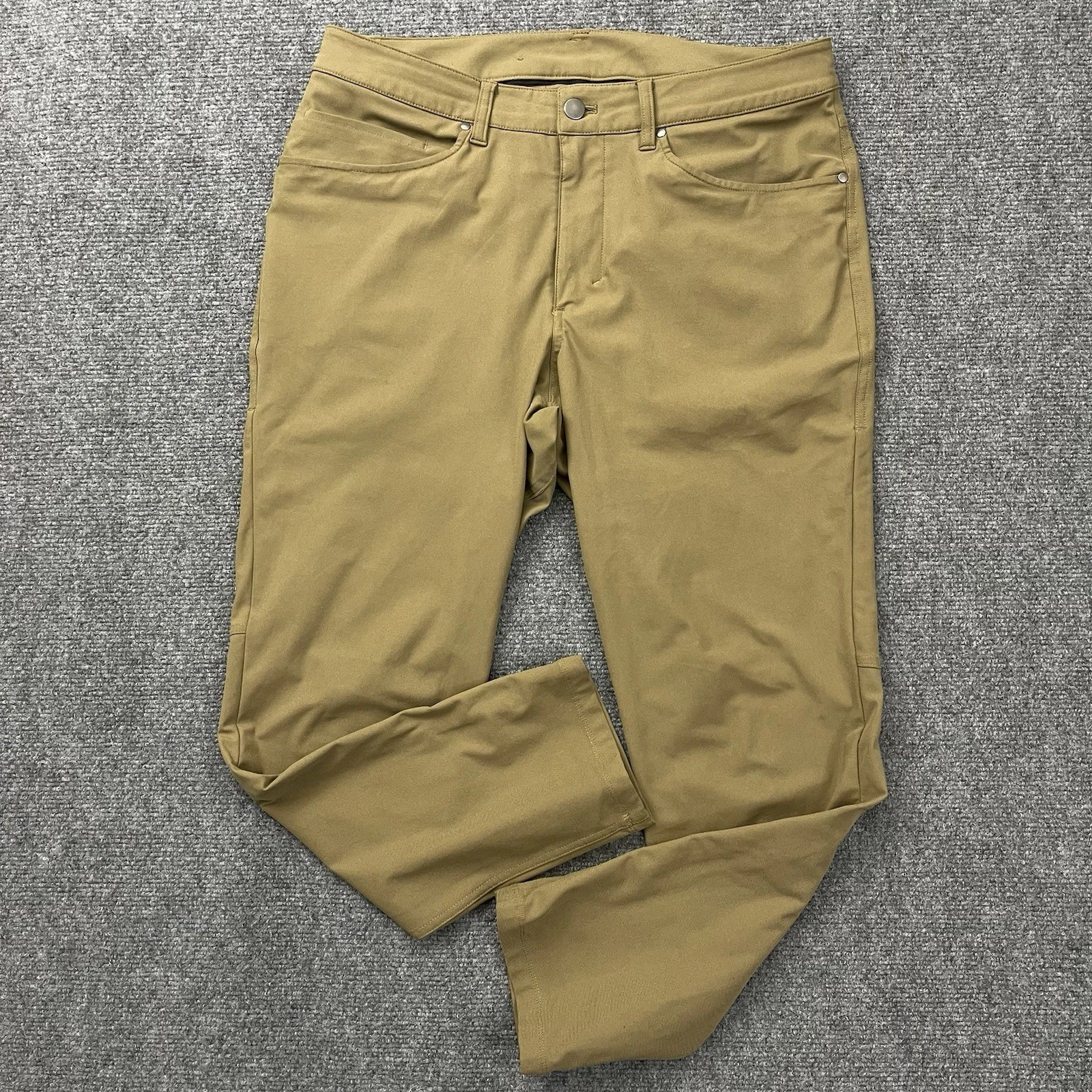 Lululemon Mens 31 ABC Slim-Fit Pants Trousers Warpstreme LM5AD7S Beige 32x26
Opens in a new window o