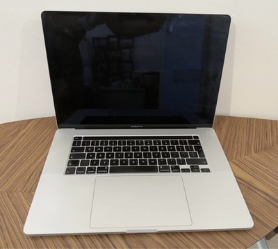 Apple MacBook Pro 16 Zoll 1 TB SSD Intel Core i9 2,30 GHz  16GB spacegrau