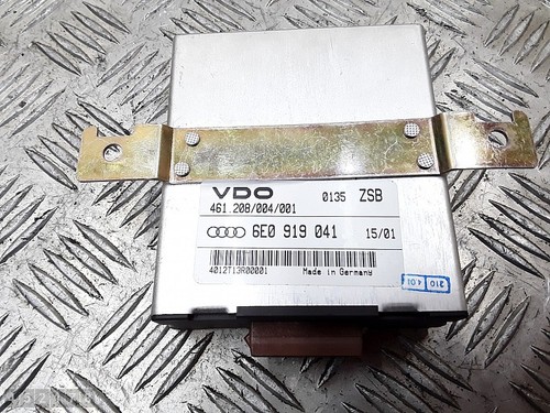 Audi A2 Steuergerät Steuergerät 1200TDI 6E0919041 Bj 2005