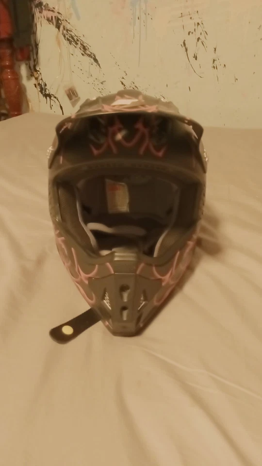 PINK!!! SCORPION SPITFIRE  MOTOCROSSHELMET. RARE!. ~7,1/8 by 7,1/4~.▪︎57-58 CM - Image 2 of 4